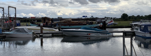Sportboot, 22 m lang!"  Tjalk Antilope